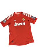 Camisa Real Madrid II 2011/12  Vermelha - Modelo Retrô