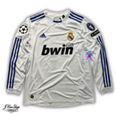Camisa Retrô Real Madrid Manga Longa I 2010/11 Branca - Modelo Retrô