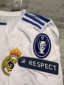 Camisa Retrô Real Madrid Manga Longa I 2010/11 Branca - Modelo Retrô