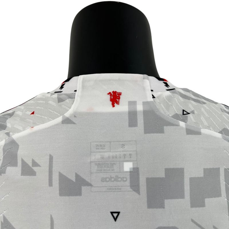 Camisa Manchester United Edição Especial 23/24 Branco - Versão Jogador