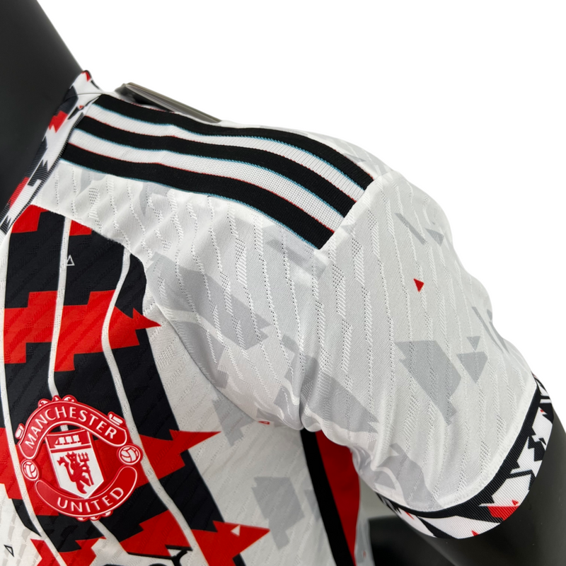 Camisa Manchester United Edição Especial 23/24 Branco - Versão Jogador