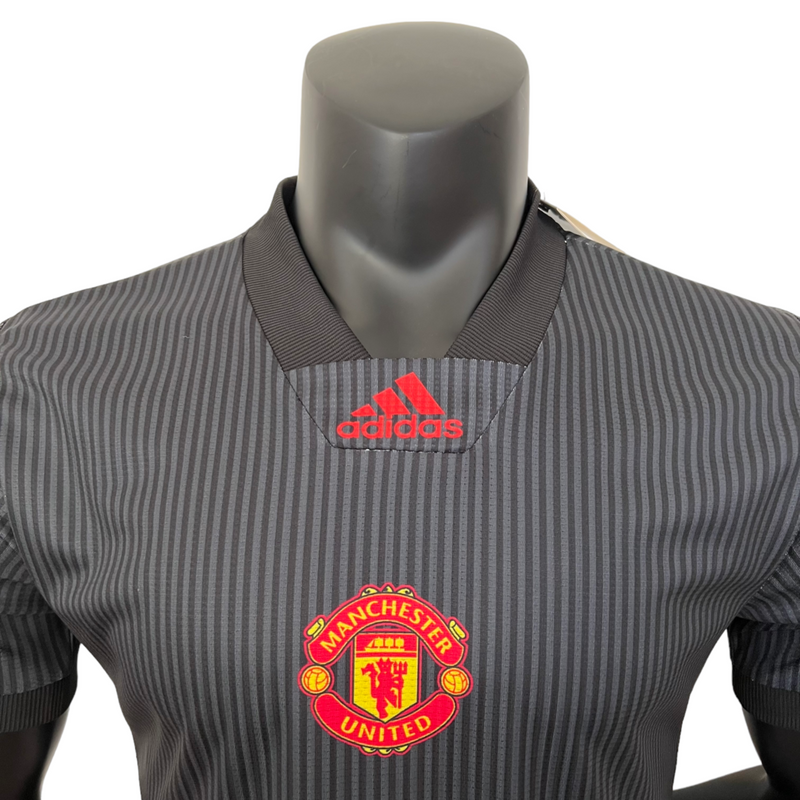 Camisa Manchester United Coleção Especial 23/24 Preto - Versão Jogador