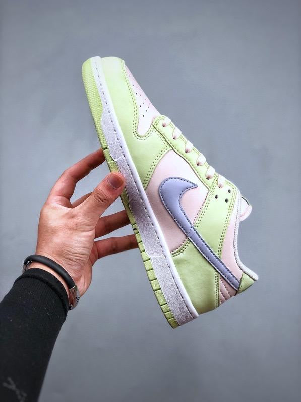 Tênis Nike SB Dunk Low "Barely Green" - Rei da Pelada