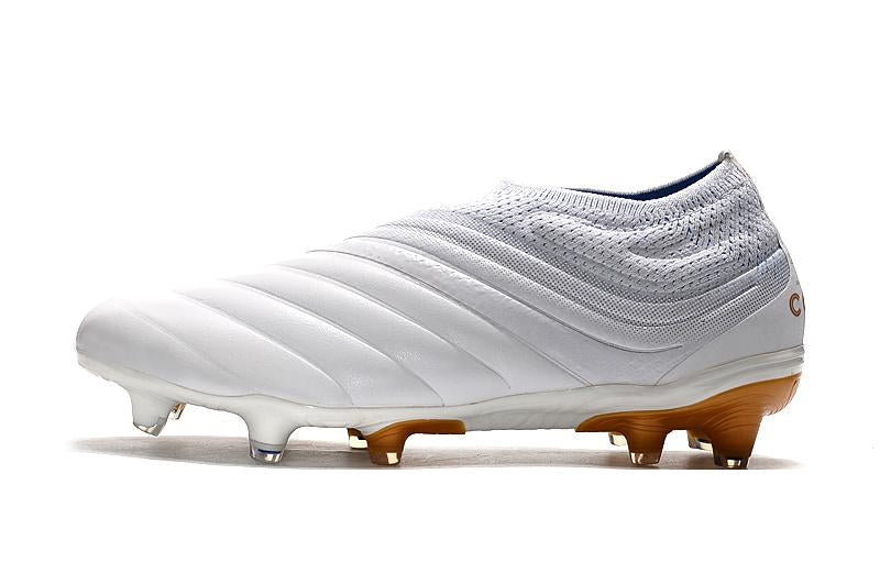 Chuteira Adidas Copa 19+ Campo