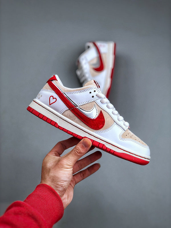 Tênis Nike SB Dunk Low "Valentines Day" - Rei da Pelada