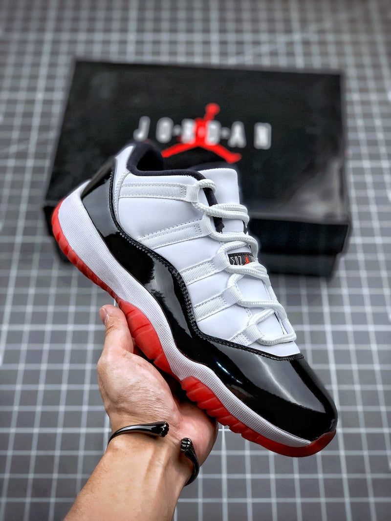 Tênis Nike Air Jordan 11 Low - Rei da Pelada