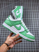 Tênis Nike SB Dunk Low "Green Tender Powder" - Rei da Pelada