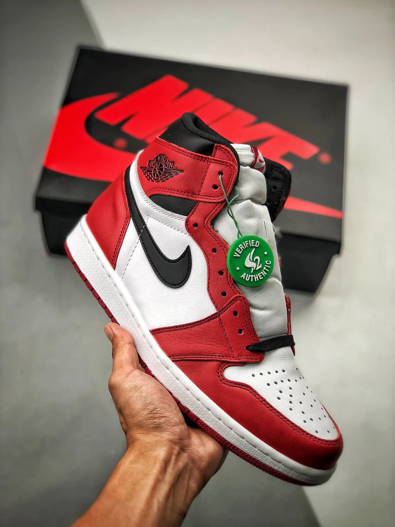 Tênis Nike Air Jordan 1 Retro High Chicago 2015 - Rei da Pelada