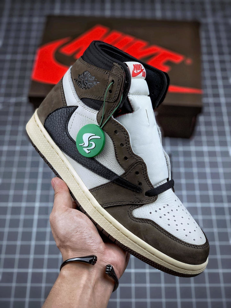 Tênis Nike Air Jordan 1 Retro High "Travis Scott" - Rei da Pelada