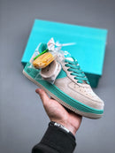 Tênis Tiffany & Co x Nike Air Force 1 Low 'Friends & Family' - Rei da Pelada