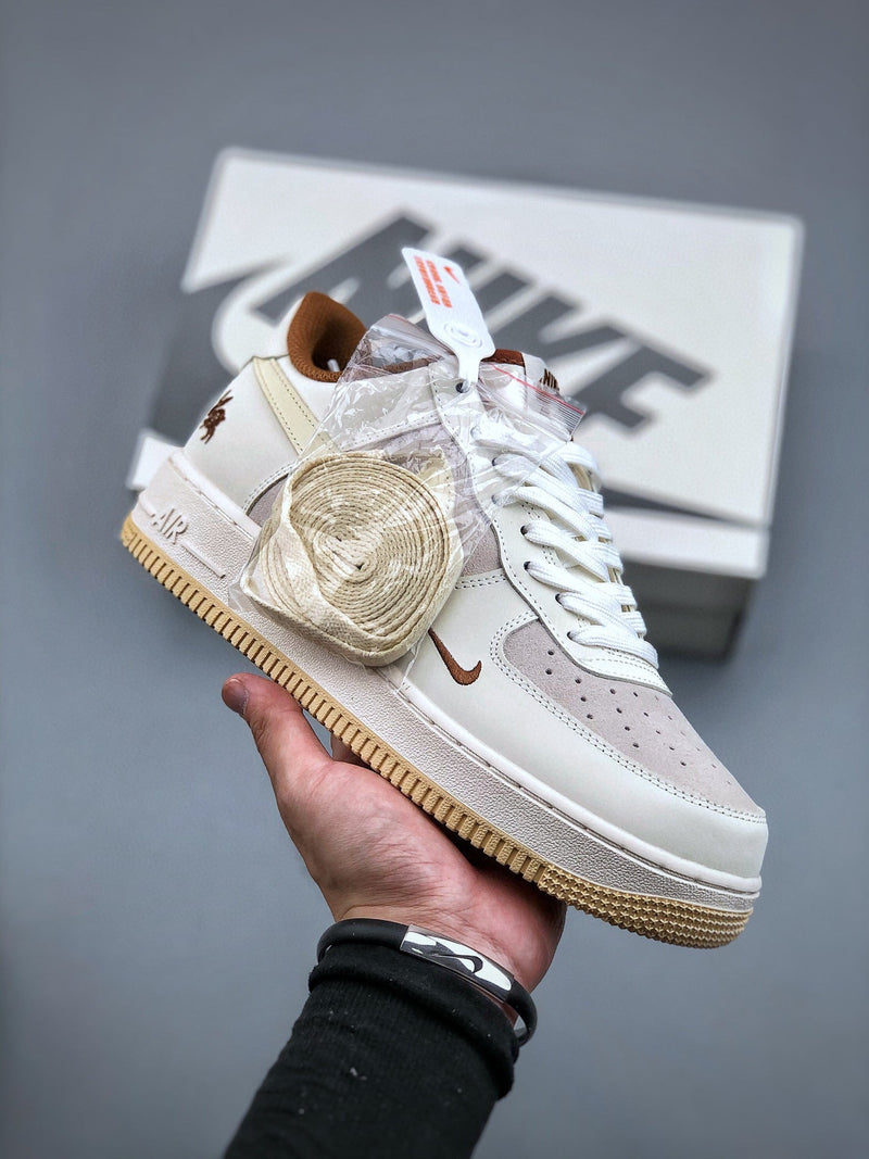 Tênis Nike Air Force 1 Low '07 Lv8 - Rei da Pelada