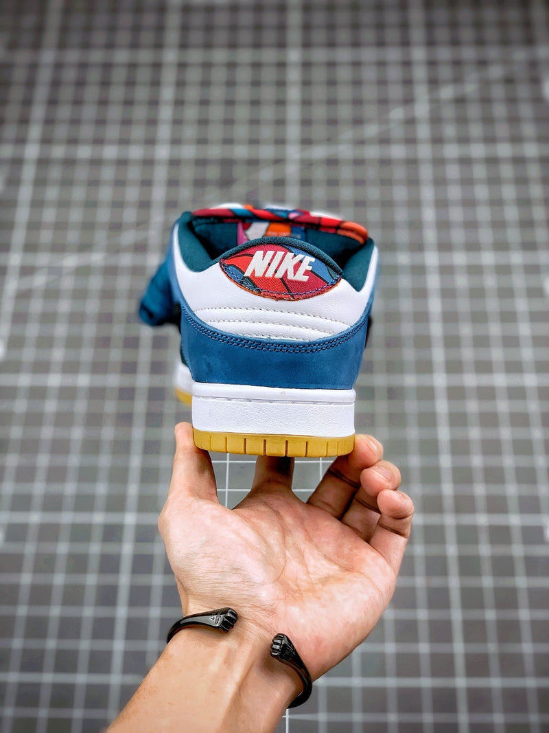 Tênis Nike SB Dunk Low x "Parra" - Rei da Pelada