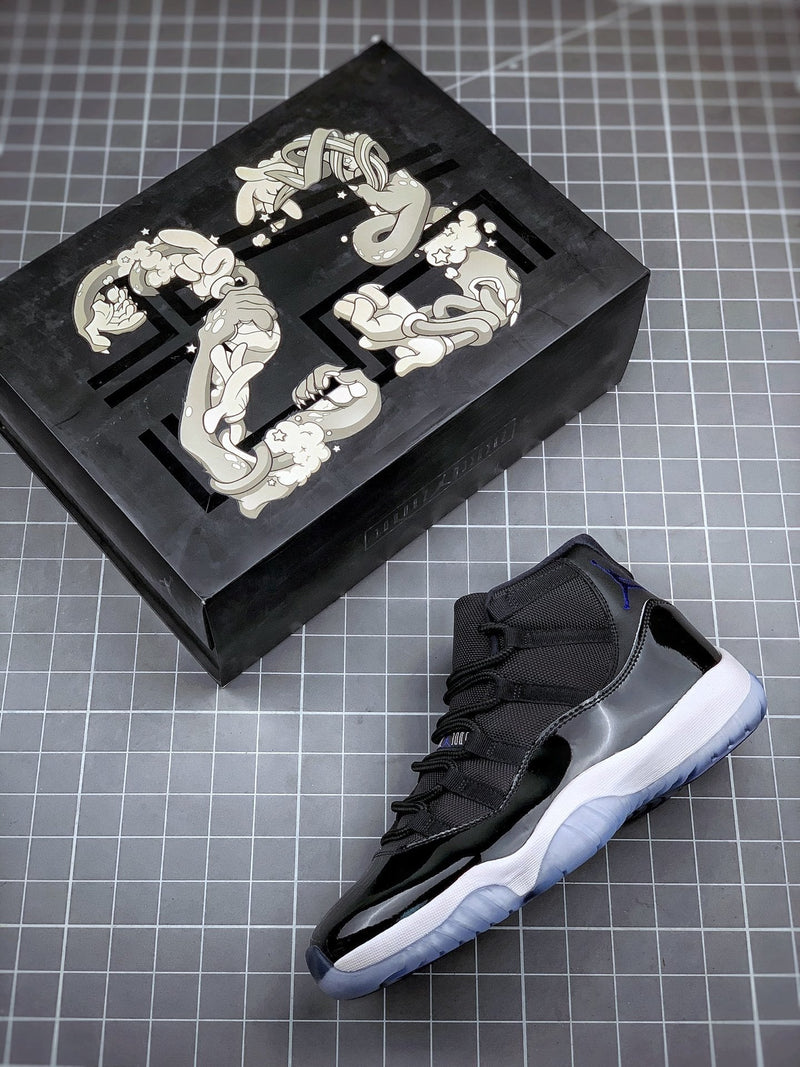 Tênis Nike Air Jordan 11 Space Jam - Rei da Pelada