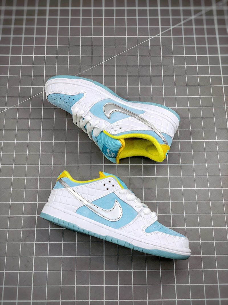 Tênis Nike SB Dunk Low Pro QS x FTC "Lagoon Pulse" - Rei da Pelada