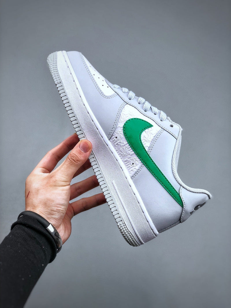 Tênis Nike Air Force 1 Low Green Swoosh - Rei da Pelada