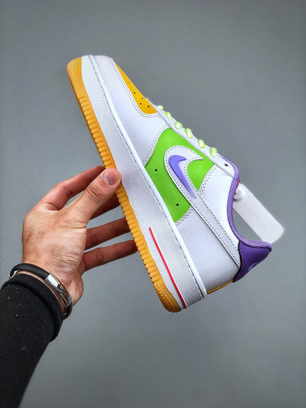 Tênis Nike Air Force 1 Low Toy STory - Rei da Pelada