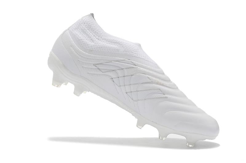 Chuteira Adidas Copa 19+ Campo