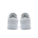 Tênis Nike Air Jordan 1 Low Triple White Logo (GS) - Rei da Pelada