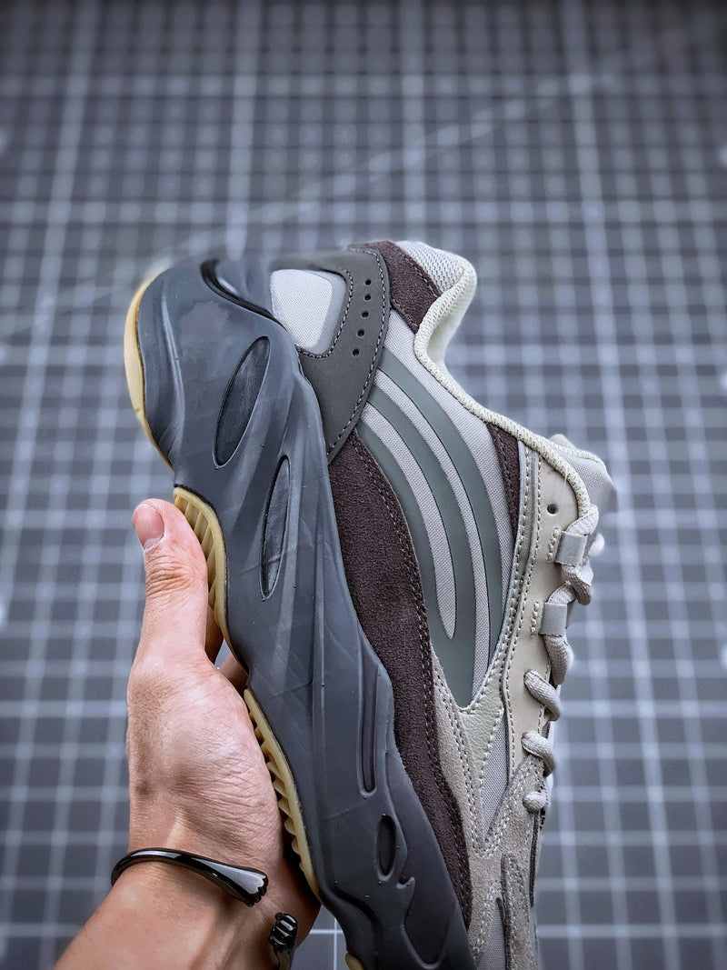 Tênis Adidas Yeezy Boost 700 V2 Tephra - Rei da Pelada