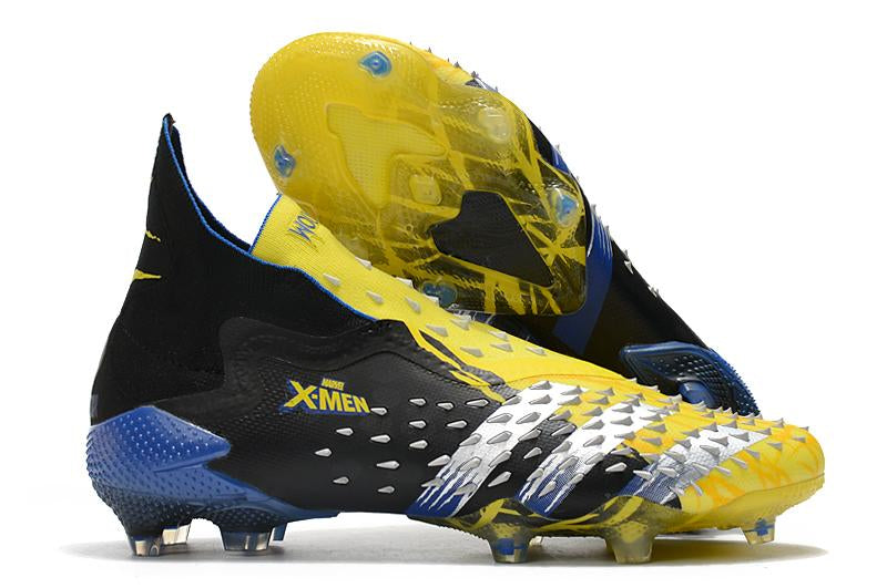 Chuteira adidas Predator Freak+ Campo