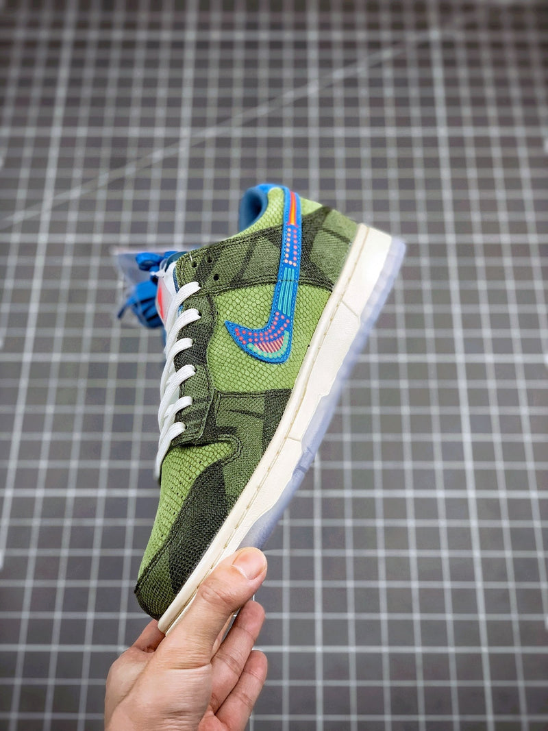 Tênis Nike SB Dunk Low "Siempre Familia" - Rei da Pelada