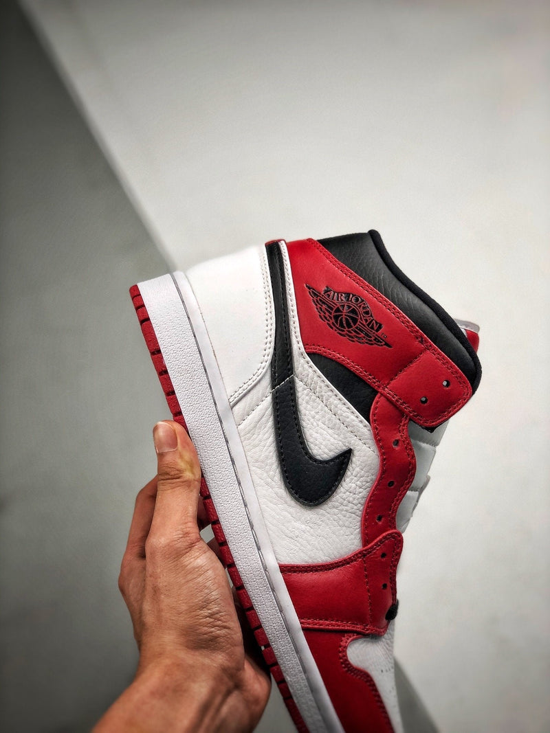 Tênis Nike Air Jordan 1 Mid "Chicago" - Rei da Pelada