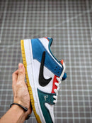 Tênis Nike SB Dunk Low x "Parra" - Rei da Pelada