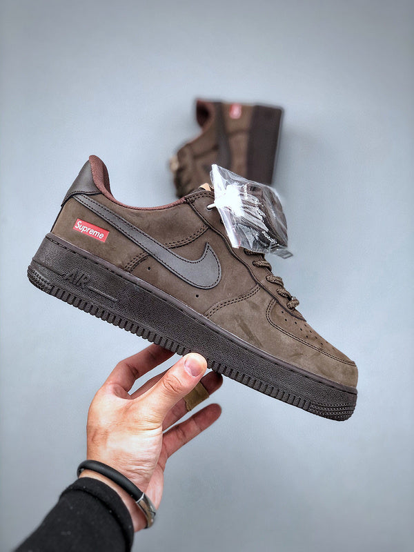 Tênis Nike Air Force 1 Low Supreme Baroque Brown - Rei da Pelada