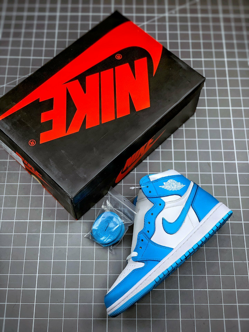 Tênis Nike Air Jordan 1 High UNC - Rei da Pelada