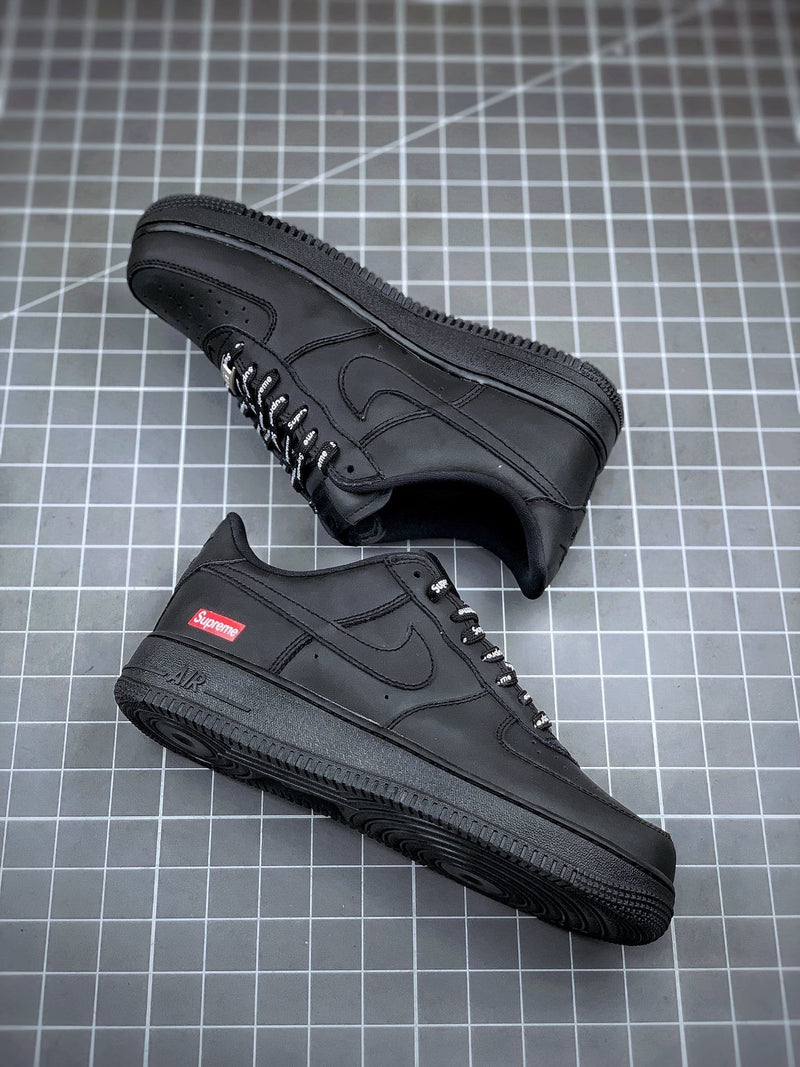 Tênis Nike Air Force 1 Low x Supreme Box Logo Black - Rei da Pelada