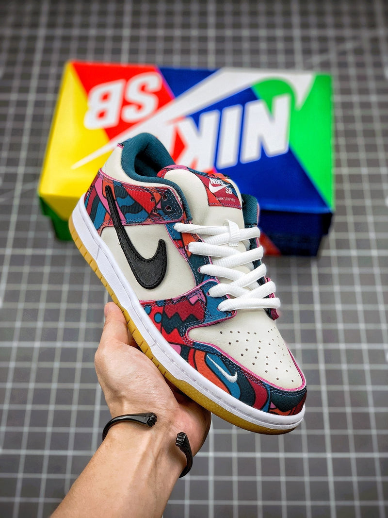 Tênis Nike SB Dunk Low "Abstract Art" - Rei da Pelada