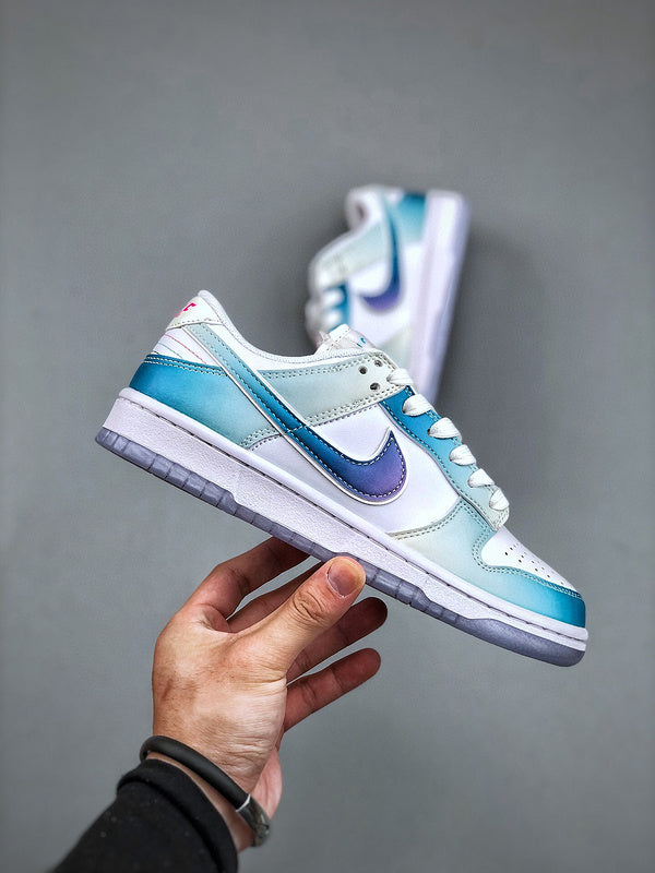 Tênis Nike SB Dunk Low "Unlock Your Space" - Rei da Pelada