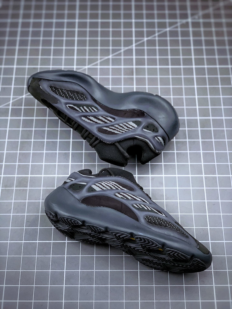 Tênis Adidas Yeezy Boost 700 V3 Alvah - Rei da Pelada