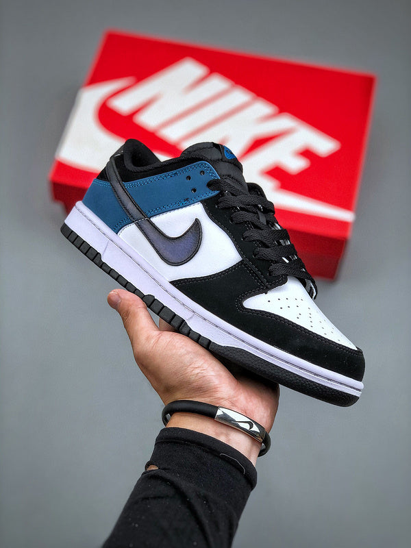 Tênis Nike SB Dunk Low "Industrial Blue" - Rei da Pelada