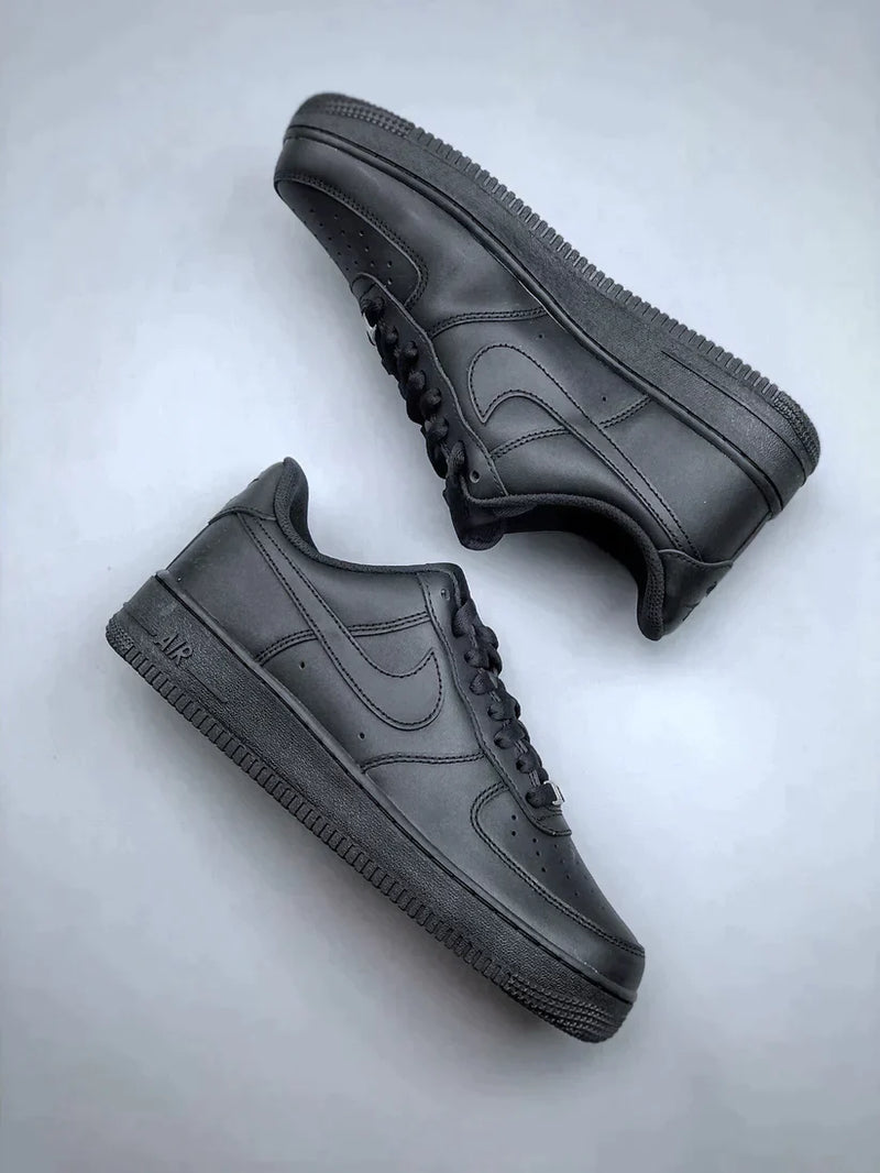 Tênis Nike Air Force 1 Low Black - Rei da Pelada