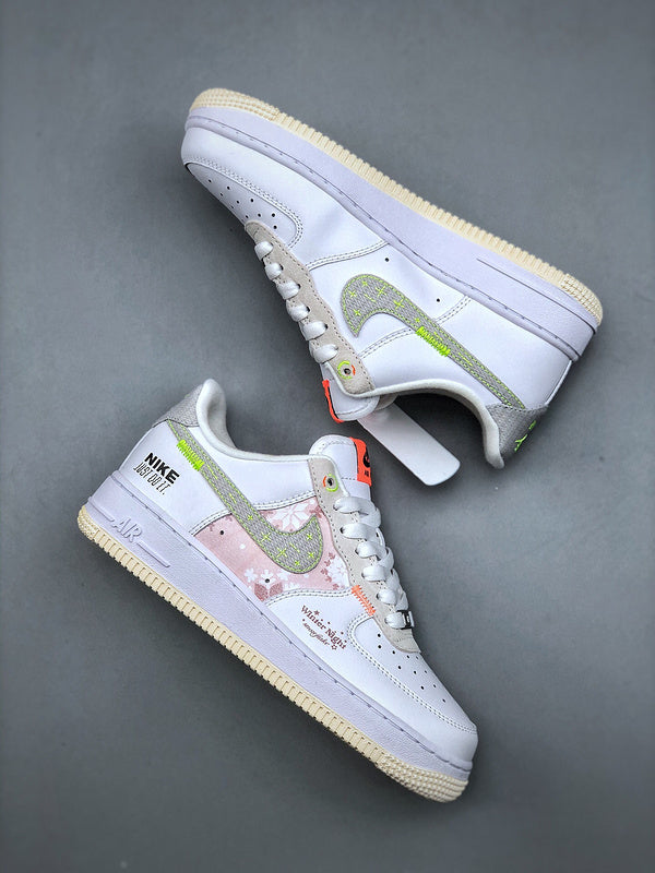 Tênis Nike Air Force 1 Low Stitch - Rei da Pelada