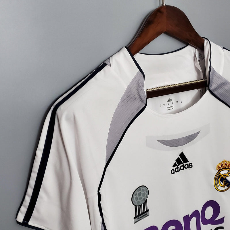 Camisa Retrô Real Madrid 2006/07 Home