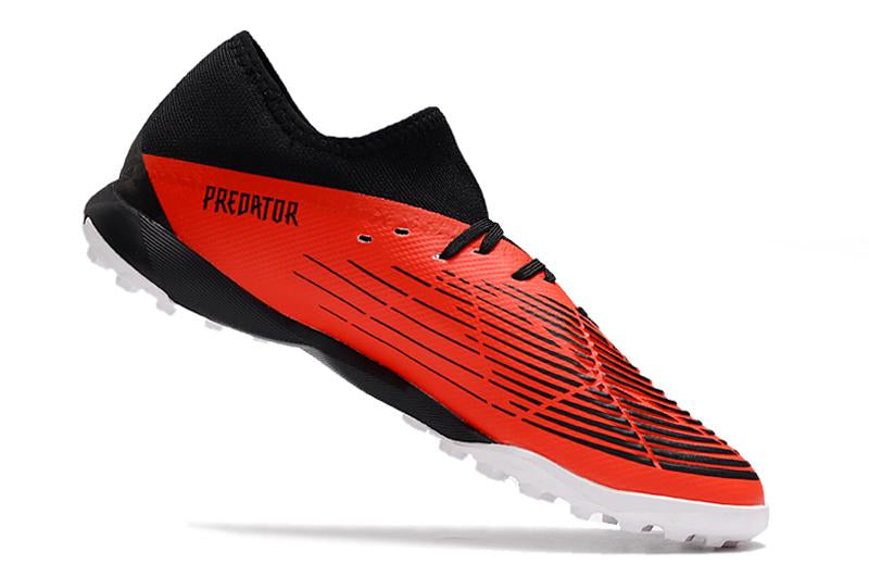 Chuteira adidas Predator Edge 3 low Society