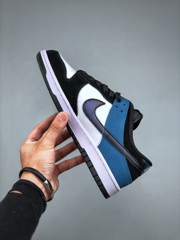 Tênis Nike SB Dunk Low "Industrial Blue" - Rei da Pelada