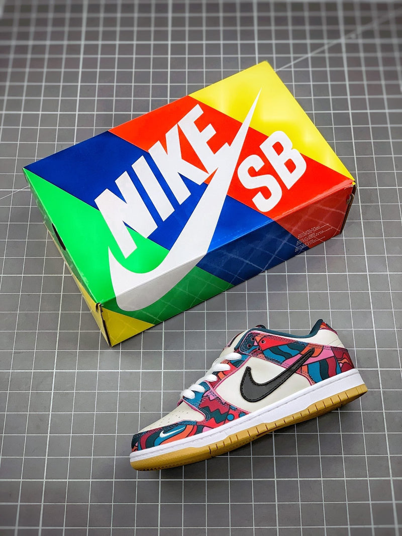 Tênis Nike SB Dunk Low "Abstract Art" - Rei da Pelada