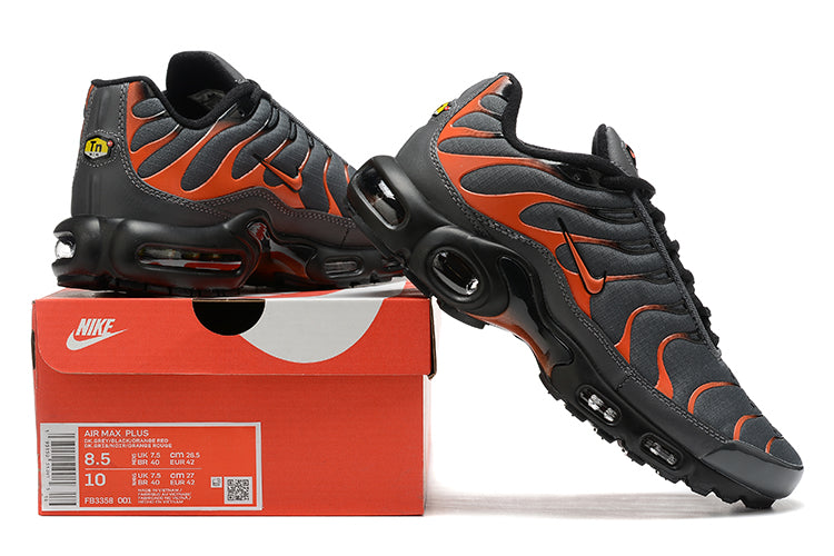 Tênis Nike Air Max Plus Tn "Safety Orange" - Rei da Pelada