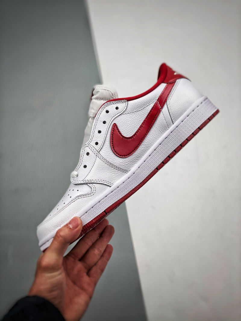 Tênis Nike Air Jordan 1 Low Retro "White Varsity Red" - Rei da Pelada