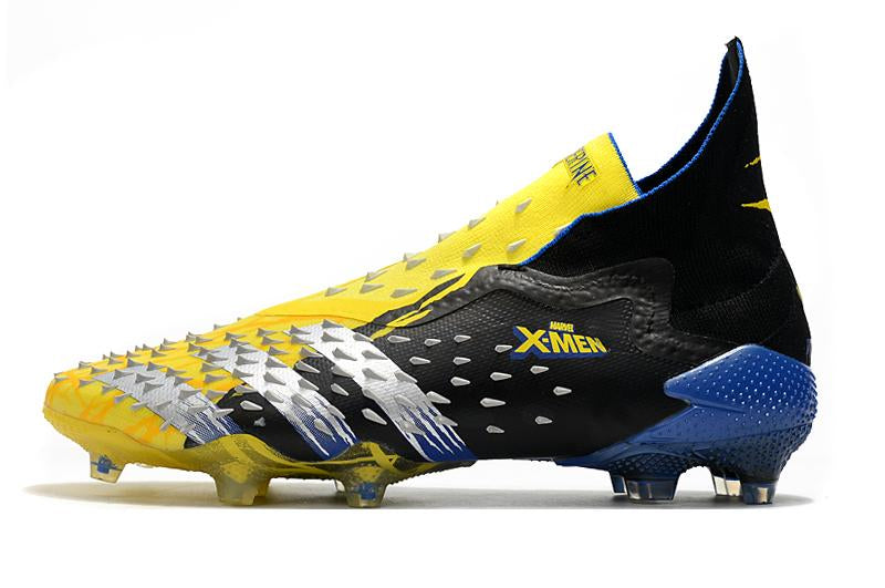 Chuteira adidas Predator Freak+ Campo