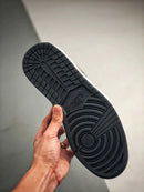 Tênis Nike Air Jordan 1 High "Gold Toe" - Rei da Pelada