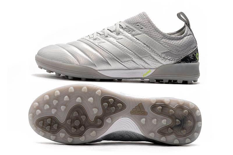 Chuteira Adidas Copa 20.1 Society