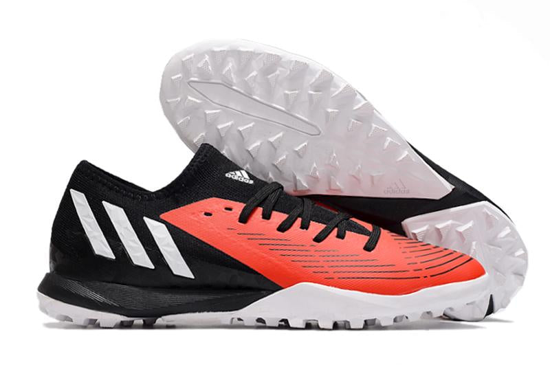 Chuteira adidas Predator Edge 3 low Society