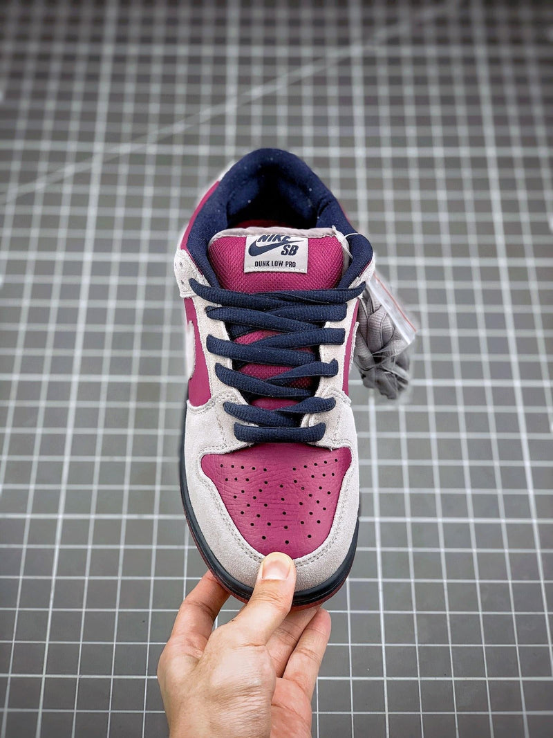 Tênis Nike SB Dunk Low "Atmospher Grey True Berry" - Rei da Pelada