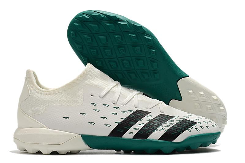 Chuteira adidas Predator Freak .3 Society