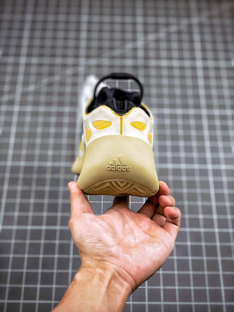 Tênis Adidas Yeezy Boost 700 V3 Srphym - Rei da Pelada