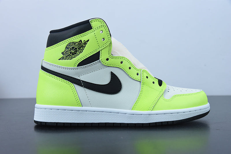 Tênis Nike Air Jordan 1 High "Volt" - Rei da Pelada